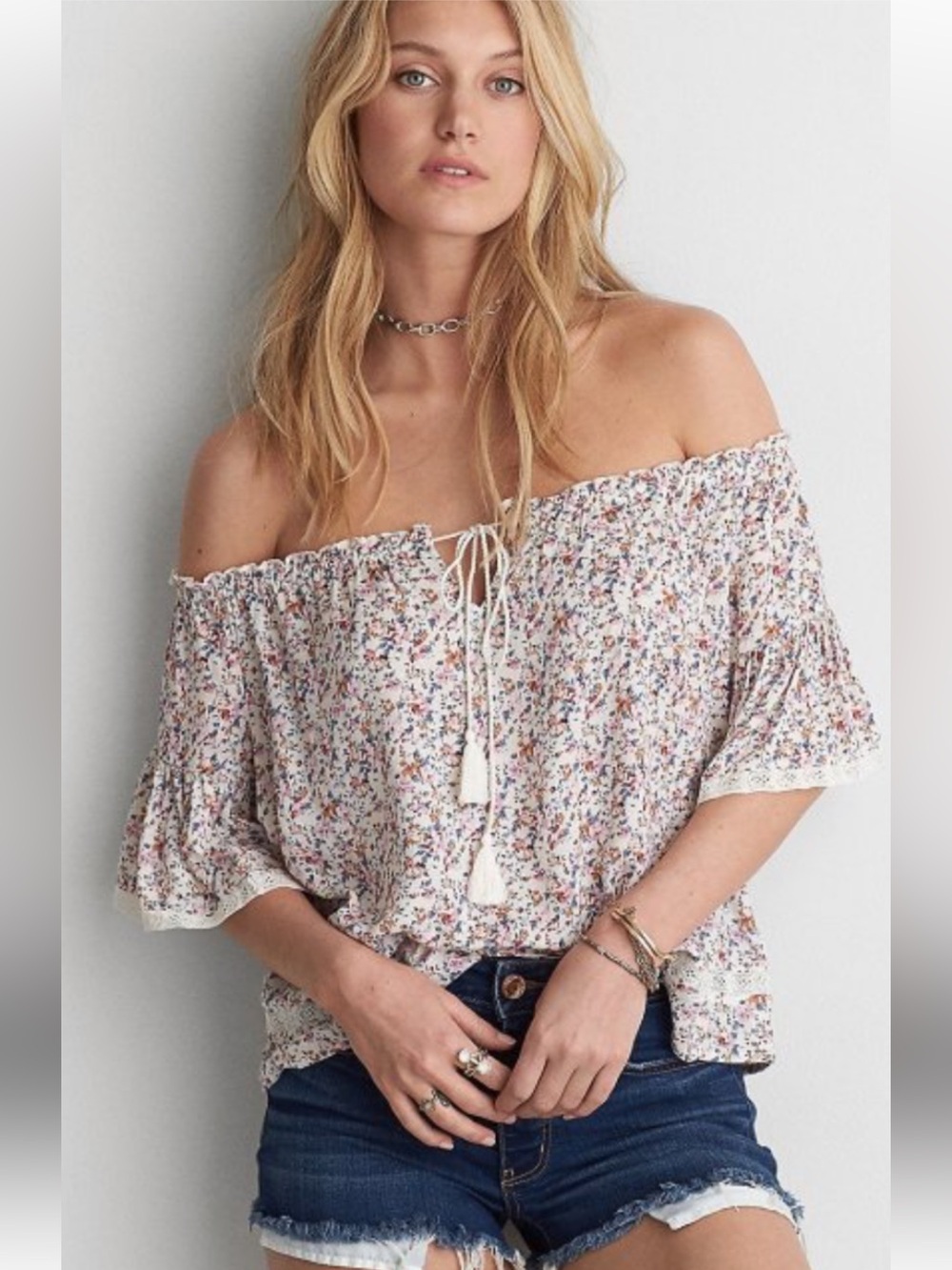 American Eagle Outfitters‎ Floral Off-Shoulder Blouse